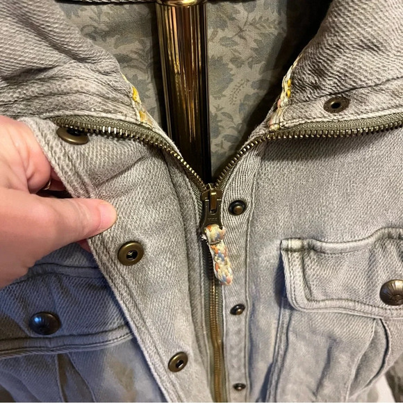 FAHERTY ~ Monterey Utility Jacket in Hawkeye Green Small Cotton Linen Blend - Picture 8 of 12